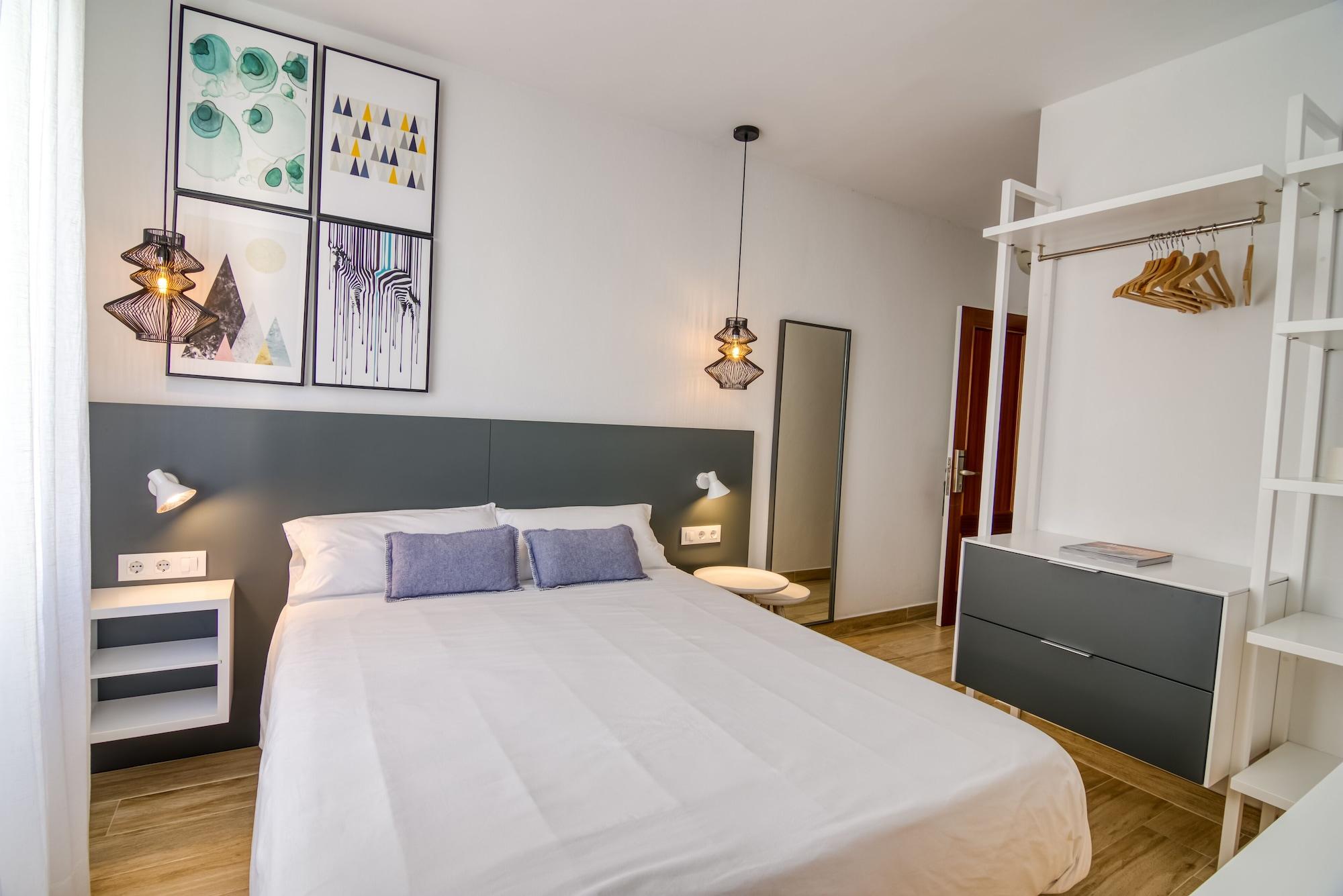Hostal La Isla มาโอน ภายนอก รูปภาพ